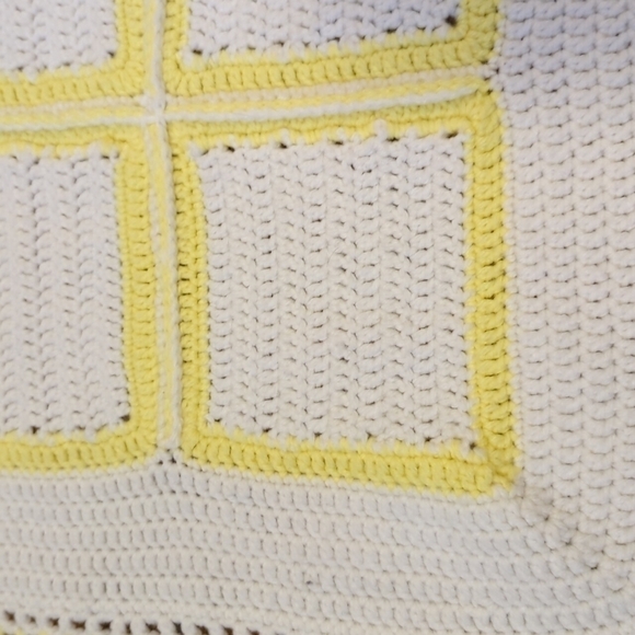 HANDMADE hand knit crochet blanket 42”x30” - Picture 5 of 7